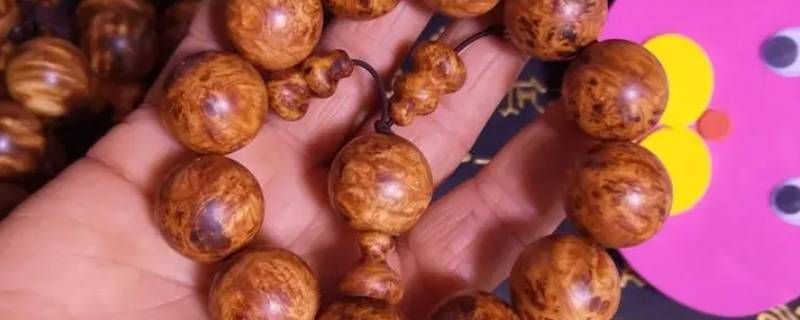 琥珀木有煤油味正常吗 