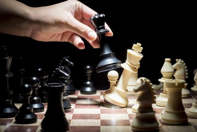 先做事后付款的黑客（靠一个App就能赚300多万元特大黑客金融犯罪团伙被端） 