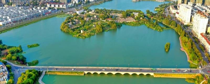 无为西门车站有中国银行吗 