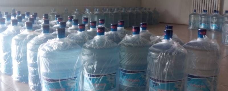 恒寿山天然饮用水是碱性吗 