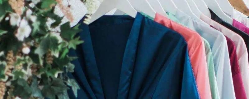 晨袍双面羊绒怎么搭配 