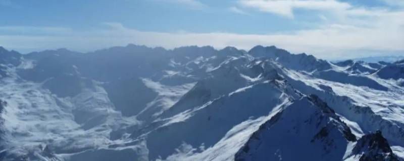 成都去九寨沟要走巴郎山吗 