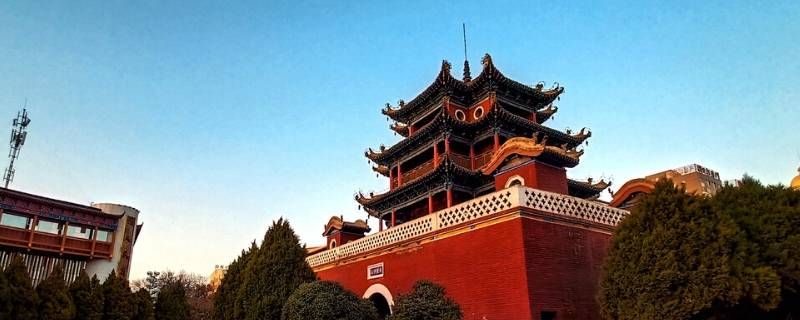 中卫鼓楼底下有什么 